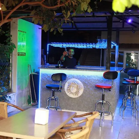 Hotel Otel Guenduez *