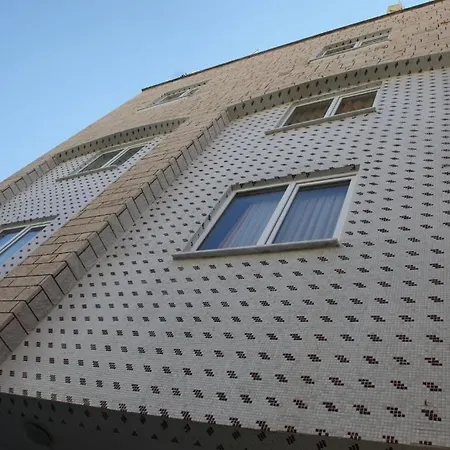 Hotel Otel Guenduez