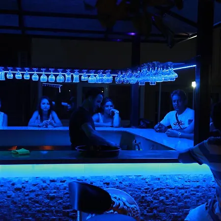 Hotel Otel Guenduez